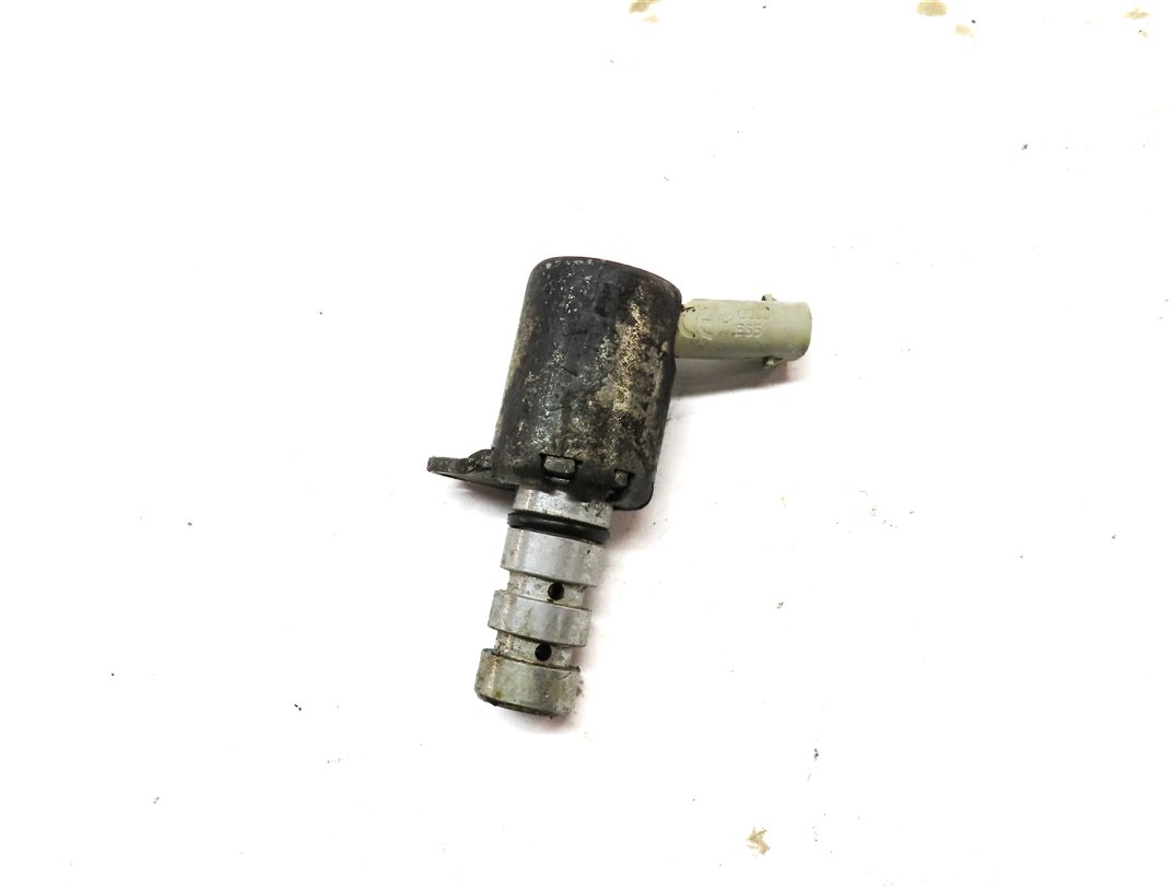 Thumbnail 4: 2015 AUDI Q5 PREMIUM+ (B8 8R) 2.0L (CPMB) ENGINE VVT VARIABLE TIMING SOLENOID