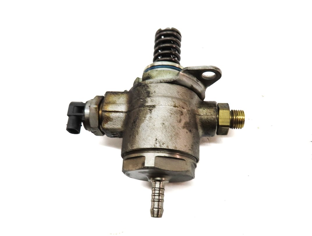 Thumbnail 7: 13-17 AUDI A4 A5 A6 Q5 TT (B8 C7 8K 8T 8R MK3) 2.0L ENGINE MECHANICAL FUEL PUMP