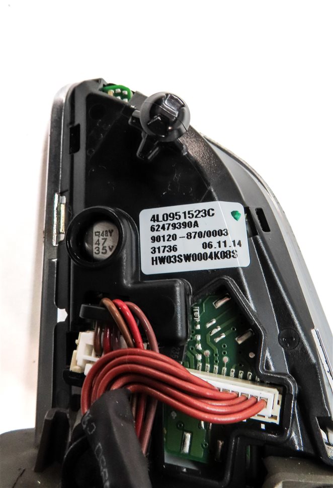Thumbnail 7: 15 AUDI Q5 PREMIUM+ B8 8R STEERING WHEEL MEDIA OPTION SWITCH BUTTON SET/2 w/TRIM