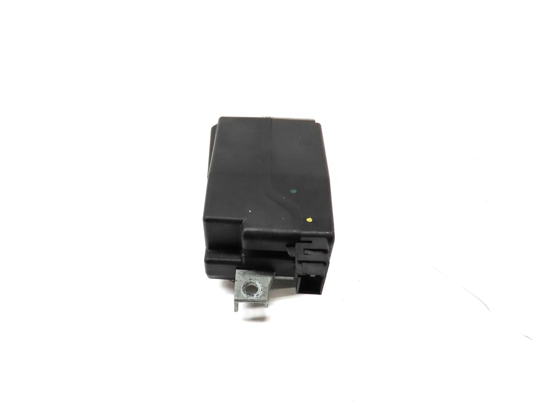 Thumbnail 2: 2015 AUDI Q5 PREMIUM+ (B8 8R) ELECTRONIC STEERING COLUMN LOCK MODULE