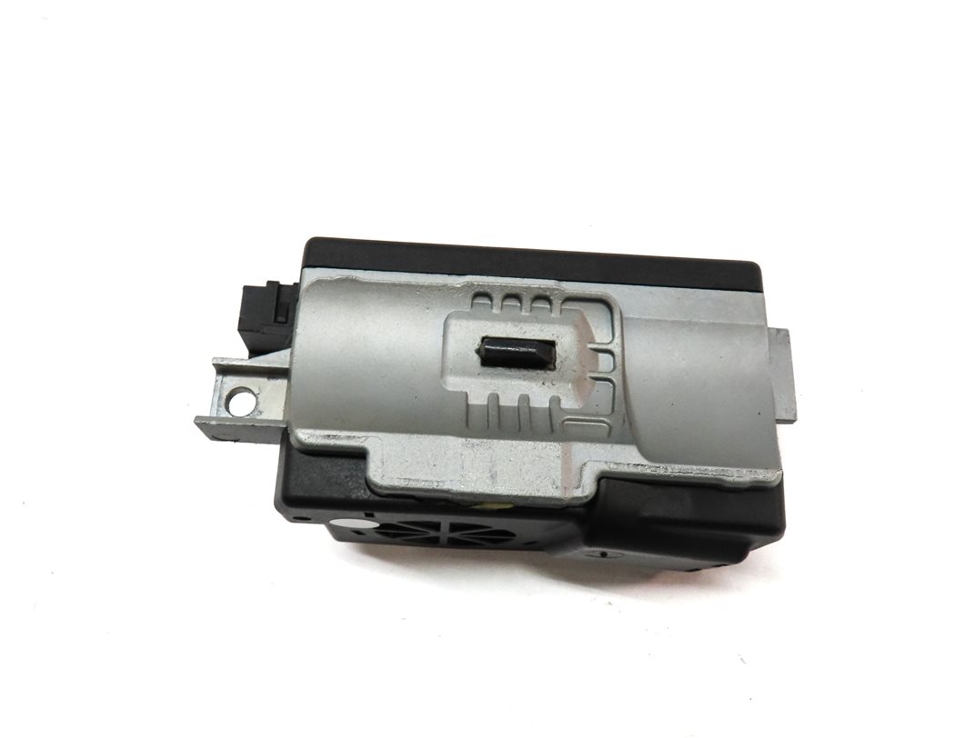 Thumbnail 4: 2015 AUDI Q5 PREMIUM+ (B8 8R) ELECTRONIC STEERING COLUMN LOCK MODULE