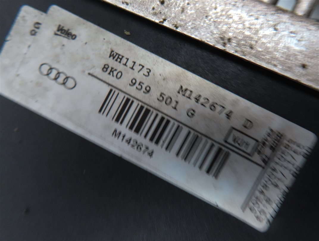 Thumbnail 7: 09-17 AUDI A4 A5 Q5 S4 (B8 8T 8R) 2.0L 3.0L 3.2L RADIATOR COOLING FAN w/ SHROUD