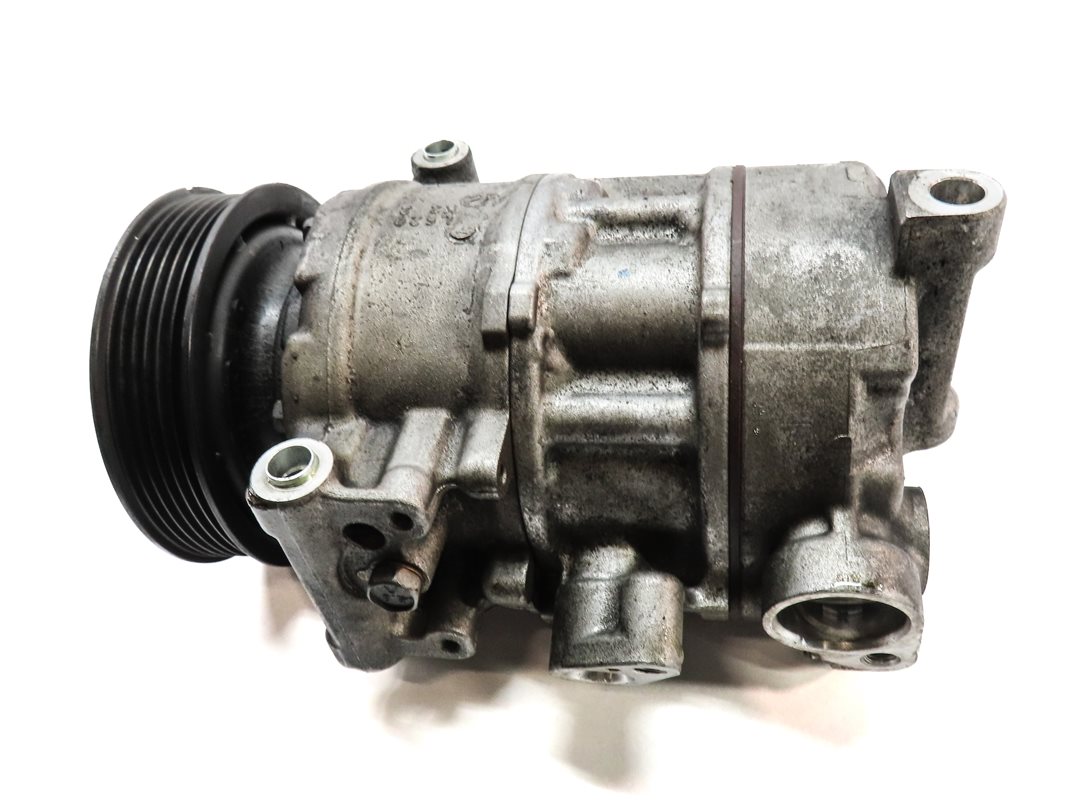 Thumbnail 4: 2013-2014 AUDI A4 A5 Q5 ALLROAD (B8 8K 8R 8T) 2.0L TURBO ENGINE A/C COMPRESSOR