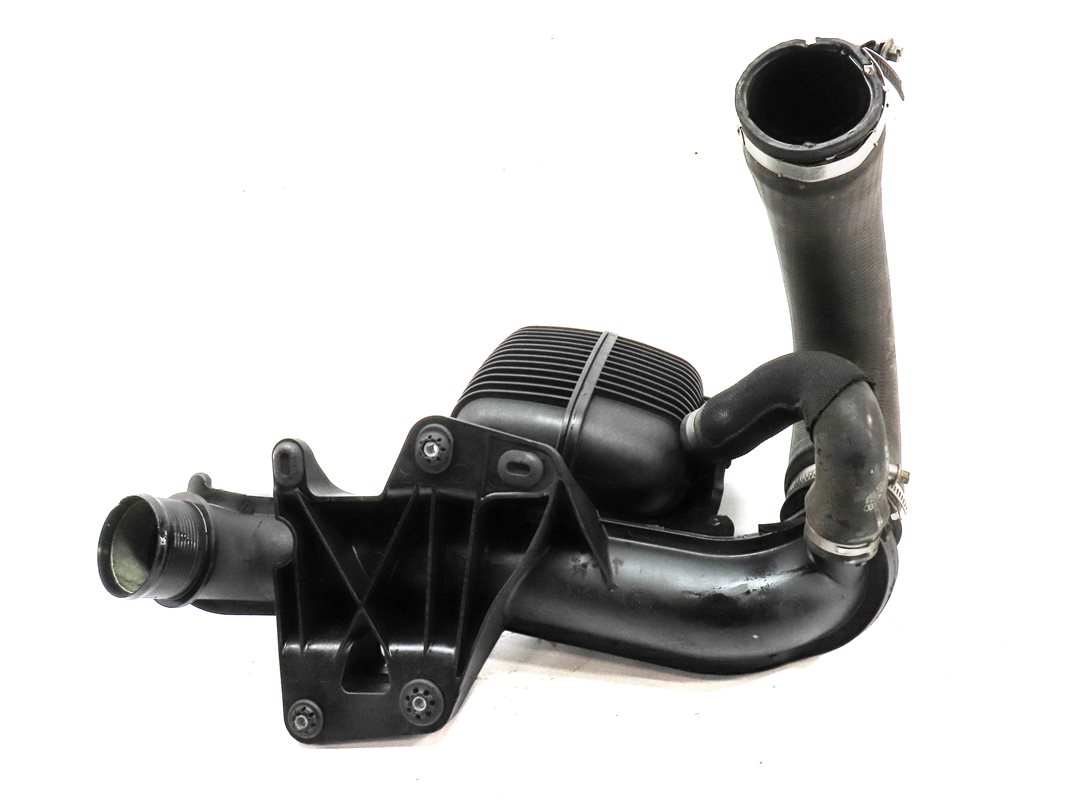 Thumbnail 2: 2015 AUDI Q5 PREMIUM+ (B8 8R) 2.0L (CPMB) ENGINE INTERCOOLER PRESSURE PIPE HOSE