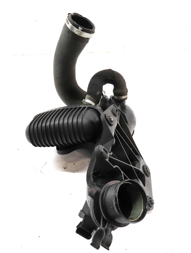 Thumbnail 4: 2015 AUDI Q5 PREMIUM+ (B8 8R) 2.0L (CPMB) ENGINE INTERCOOLER PRESSURE PIPE HOSE