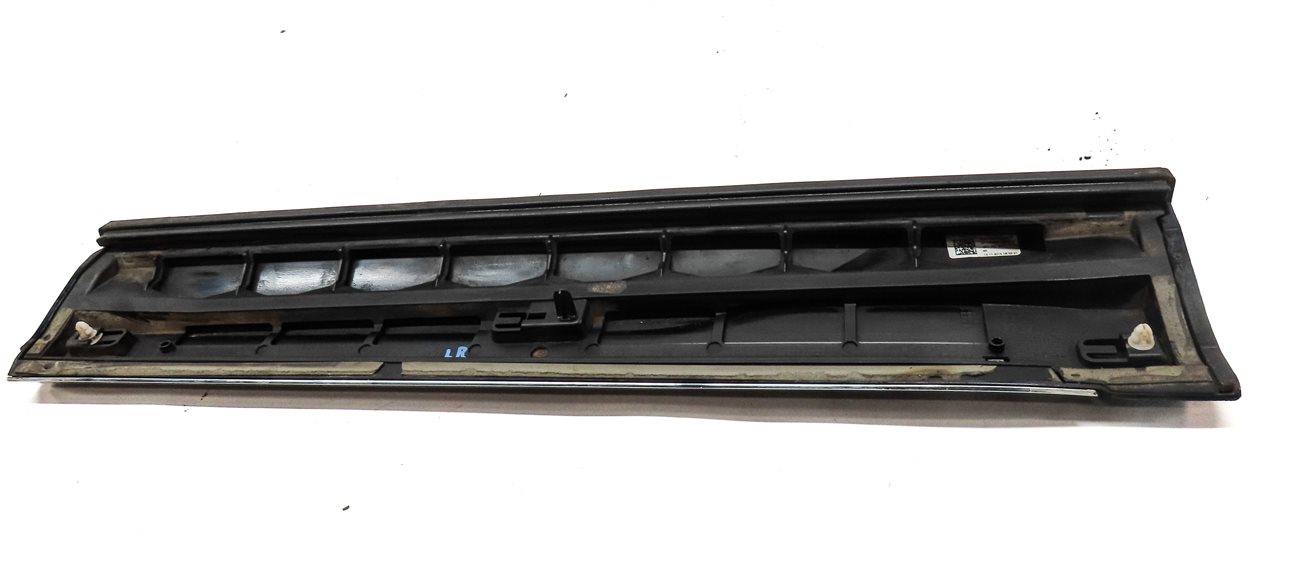 Thumbnail 5: 09-17 AUDI Q5 SQ5 B8 8R REAR LEFT LOWER EXTERIOR DOOR TRIM MOULDING (BLACK)