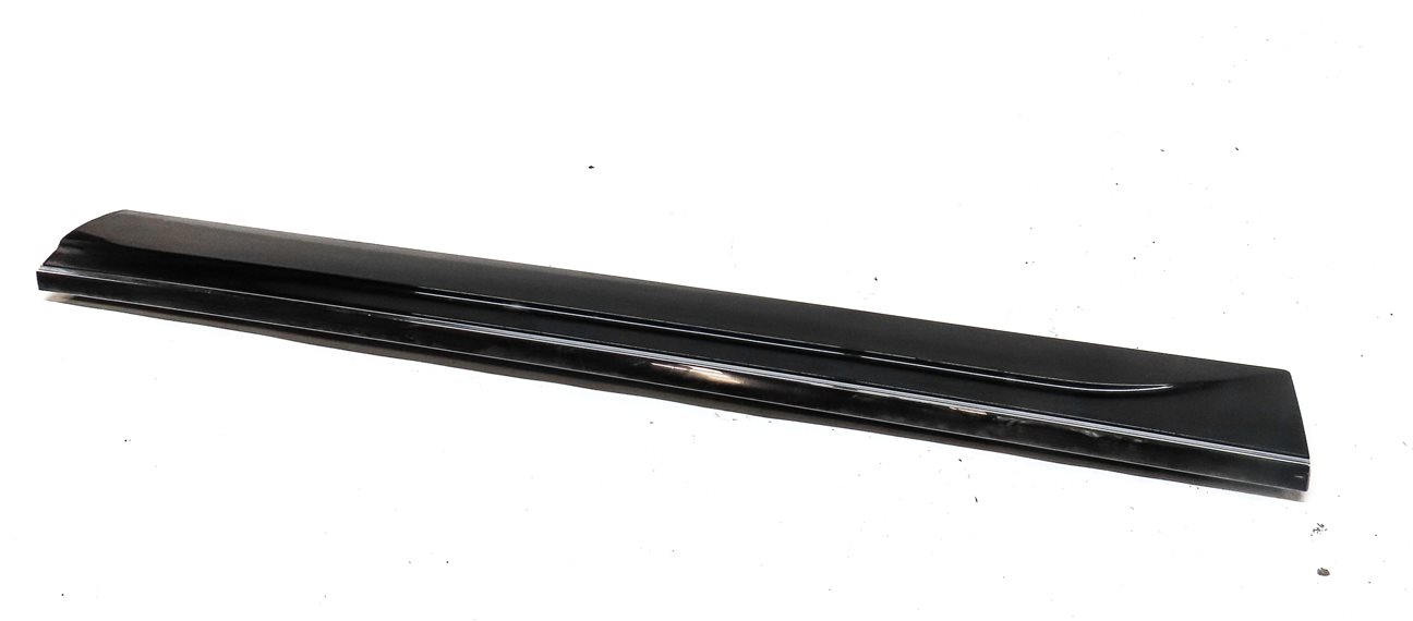 2015 AUDI Q5 PREMIUM+ (B8 8R) FRONT LEFT DRIVER LOWER DOOR TRIM MOULDING (BLACK)