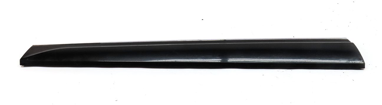 Thumbnail 4: 2015 AUDI Q5 PREMIUM+ (B8 8R) FRONT LEFT DRIVER LOWER DOOR TRIM MOULDING (BLACK)