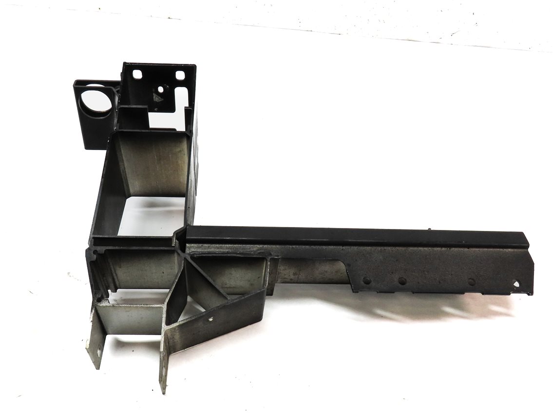 Thumbnail 4: 2014 BMW X3 (F25) FRONT RIGHT PASSENGER RADIATOR SUPPORT MOUNT BRACKET