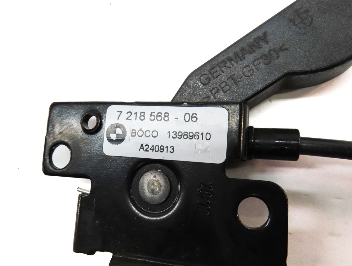 Thumbnail 9: 2014 BMW X3 (F25) FRONT HOOD SAFETY LATCH w/ RELEASE HANDLE LEVER