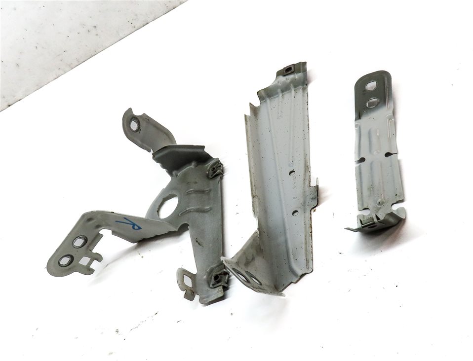 Thumbnail 3: 2014 BMW X3 (F25) FRONT RIGHT PASSENGER FENDER MOUNT BRACKET SET-3