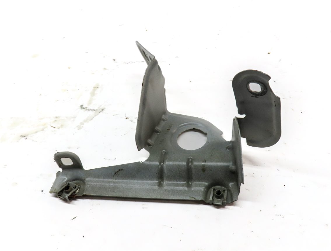Thumbnail 8: 2014 BMW X3 (F25) FRONT RIGHT PASSENGER FENDER MOUNT BRACKET SET-3