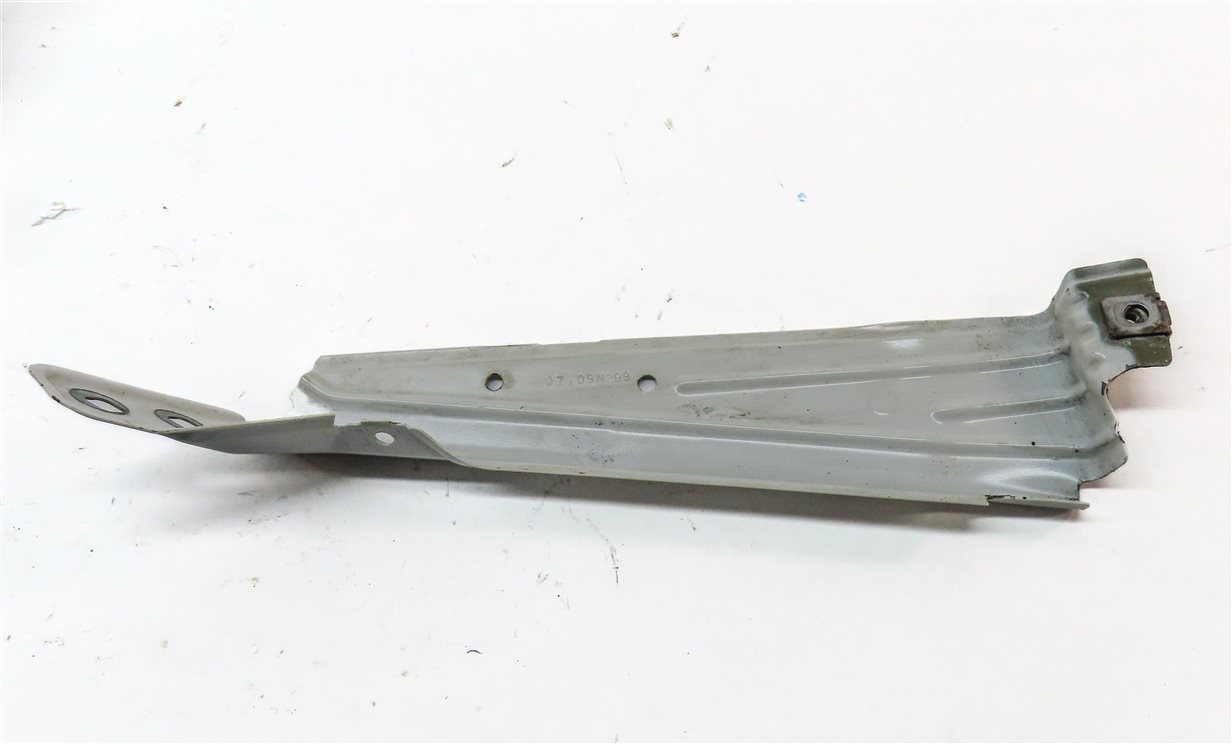 Thumbnail 6: 2014 BMW X3 (F25) FRONT LEFT DRIER FENDER MOUNT BRACKET SET-3