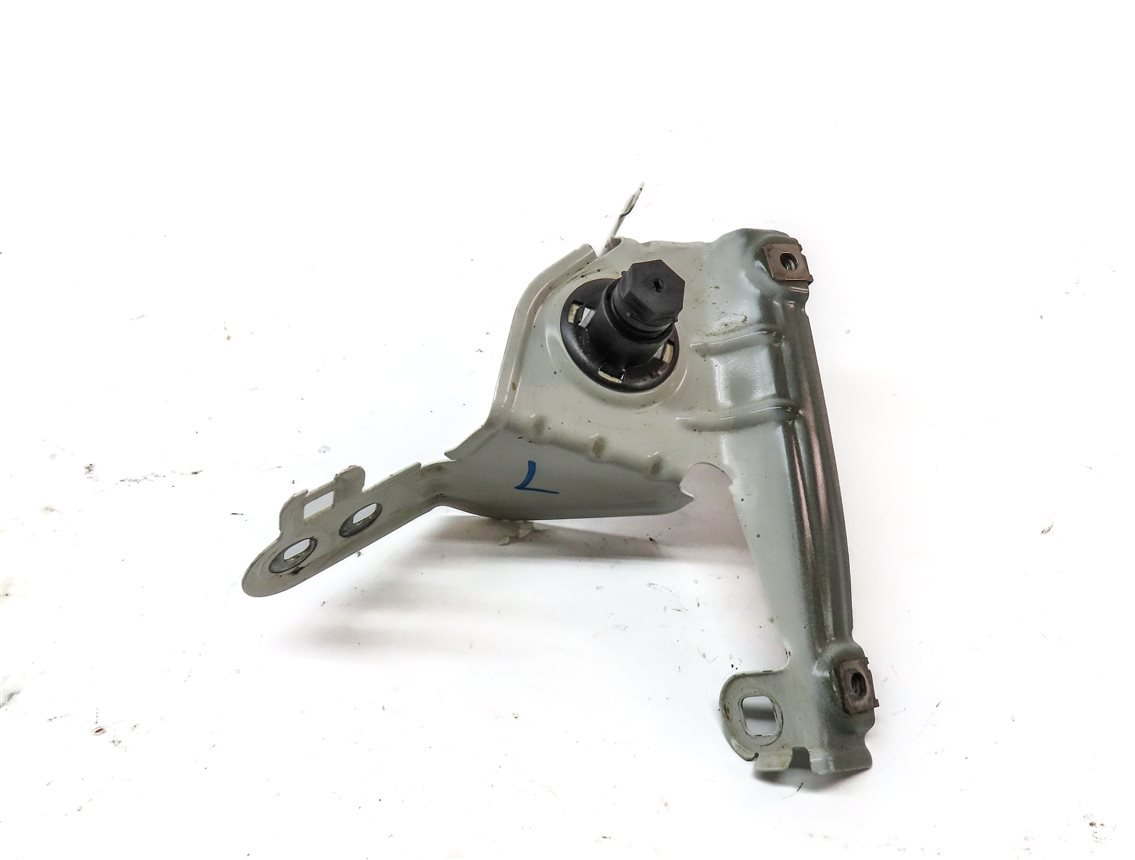 Thumbnail 8: 2014 BMW X3 (F25) FRONT LEFT DRIER FENDER MOUNT BRACKET SET-3