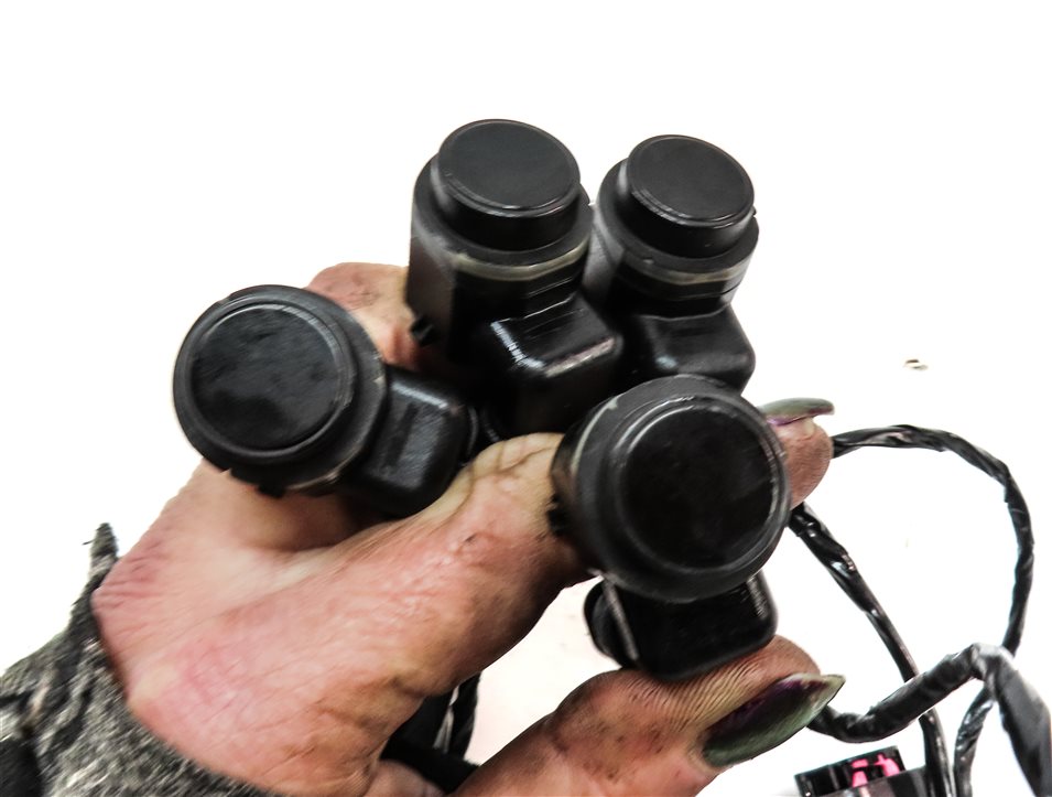 Thumbnail 5: 2014 BMW X3 (F25) REAR PDC PARK SENSOR SET-4 w/ HARNESS (BLACK)