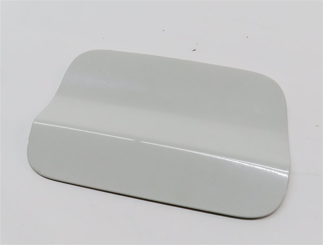 Thumbnail 1: 11-17 BMW X3 (F25) FUEL TANK DOOR LID COVER TRIM w/o HOUSING (White)