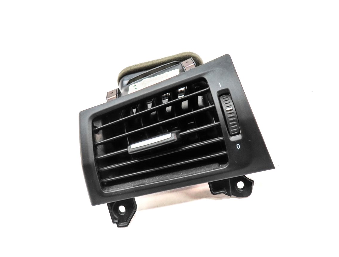 Thumbnail 3: 2014 BMW X3 (F25) FRONT LEFT DRIVER OUTER DASH HEATER A/C AIR VENT (BLACK)