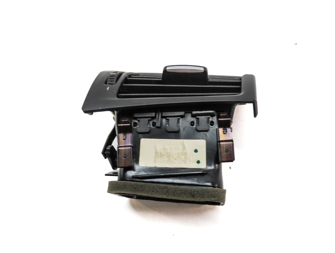 Thumbnail 5: 2014 BMW X3 (F25) FRONT LEFT DRIVER OUTER DASH HEATER A/C AIR VENT (BLACK)