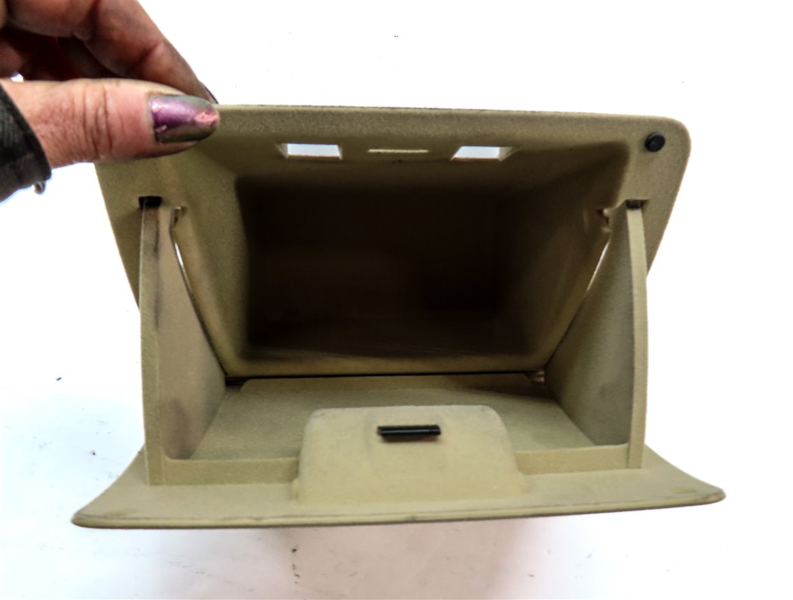Thumbnail 7: 2014 BMW X3 (F25) FRONT LEFT DRIVER DASH STORAGE COMPARTMENT BOX CUBBY (BEIGE)