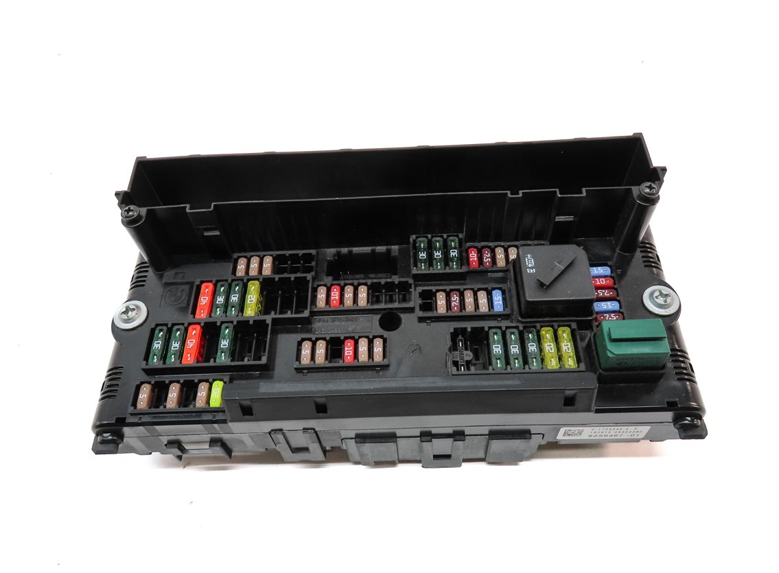 Thumbnail 2: 2014 BMW X3 (F25) FRONT POWER DISTRIBUTION FUSE BOX BCM BODY MODULE HOUSING