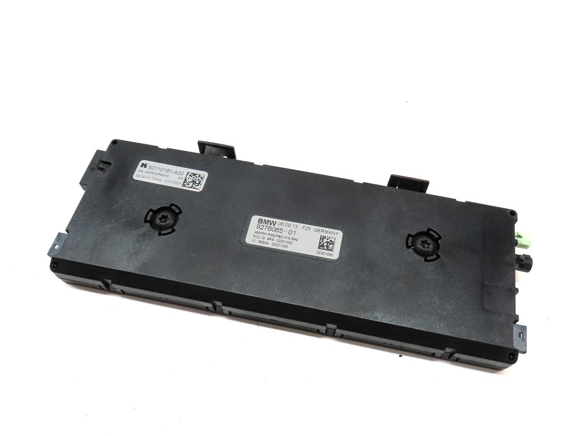 2014 BMW X3 (F25) RADIO STEREO DIVERSITY ANTENNA CONTROL MODULE