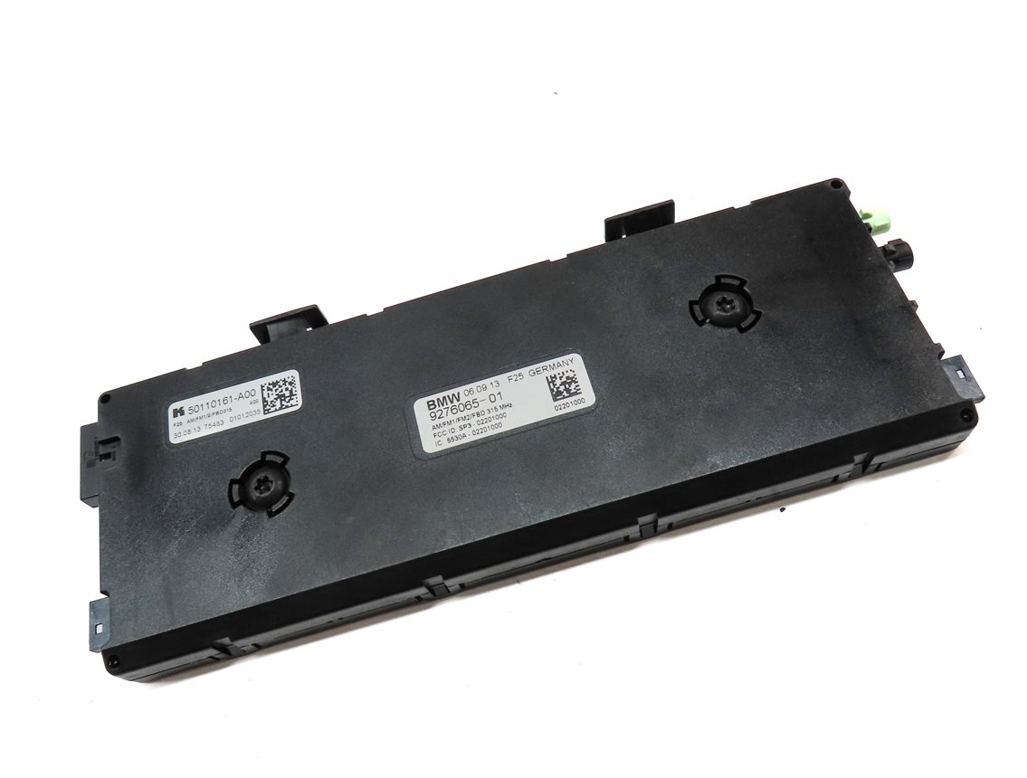 Thumbnail 3: 2014 BMW X3 (F25) RADIO STEREO DIVERSITY ANTENNA CONTROL MODULE