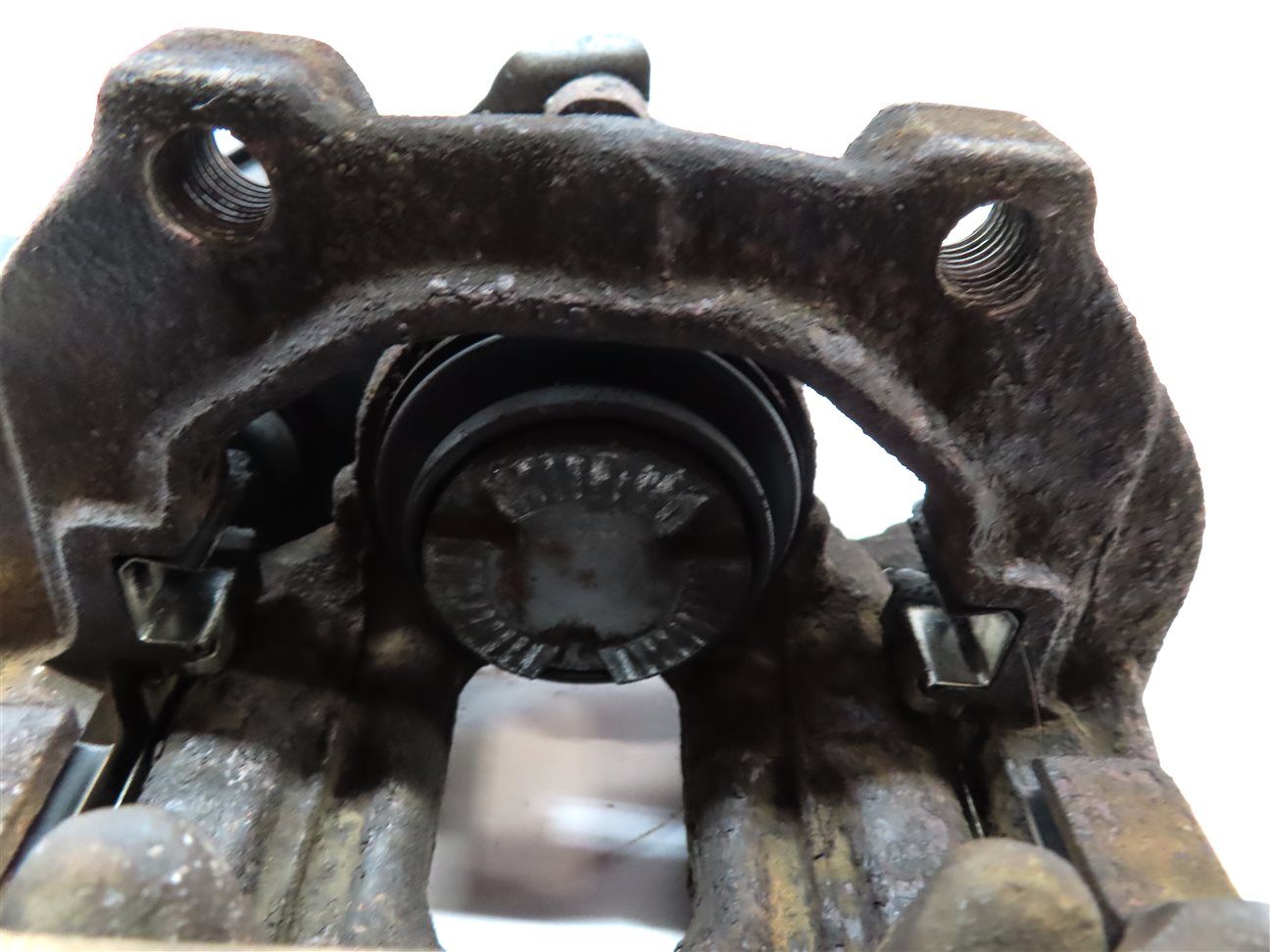 Thumbnail 7: 2011-2018 BMW X3 X4 (F25 F26) REAR LEFT DRIVER DISC BRAKE CALIPER w/ ACTUATOR