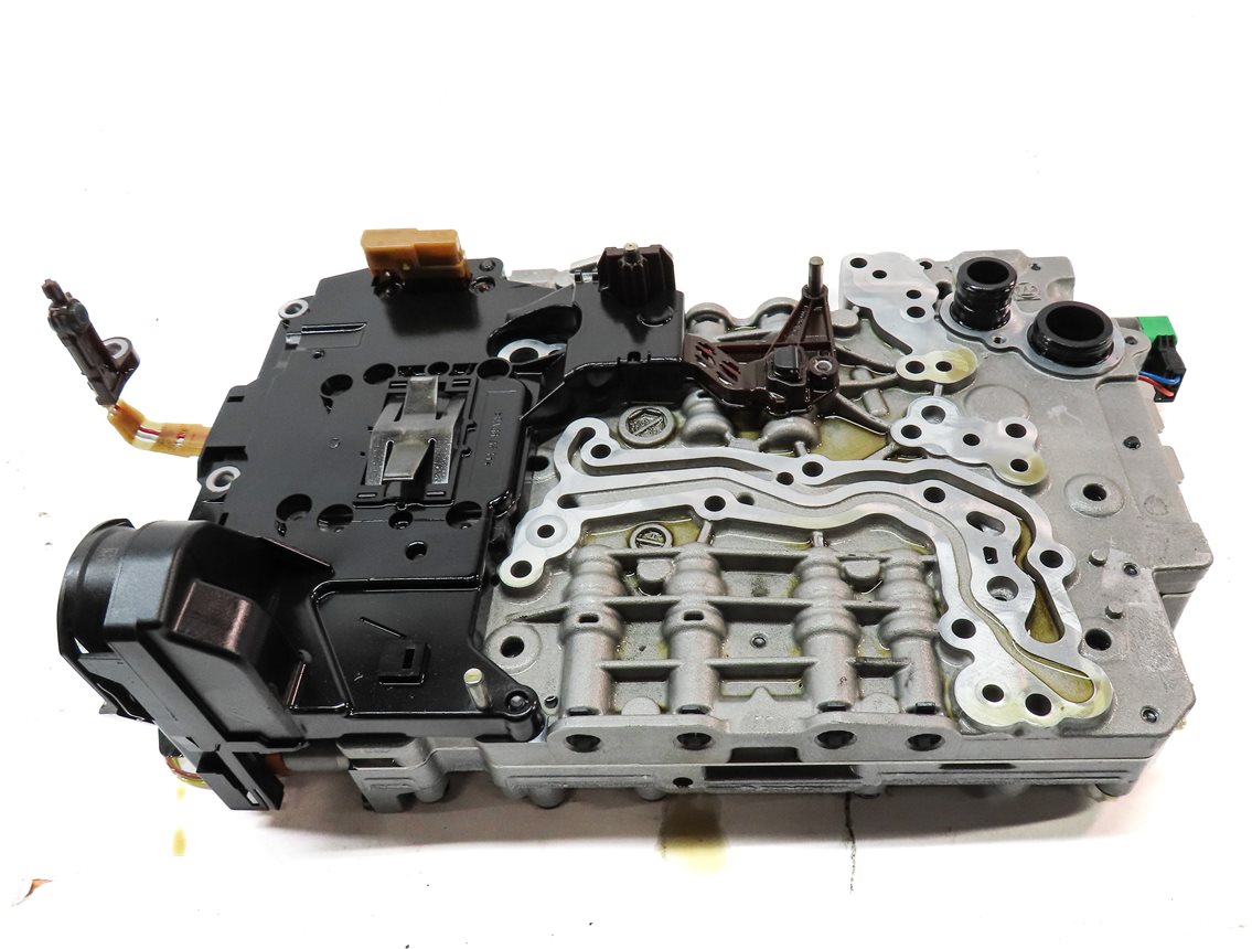 Thumbnail 2: 14 328i 328iGT X3 (F25 F30 F34) 2.0L 8HP45 AUTOMATIC TRANSMISSION VALVE BODY