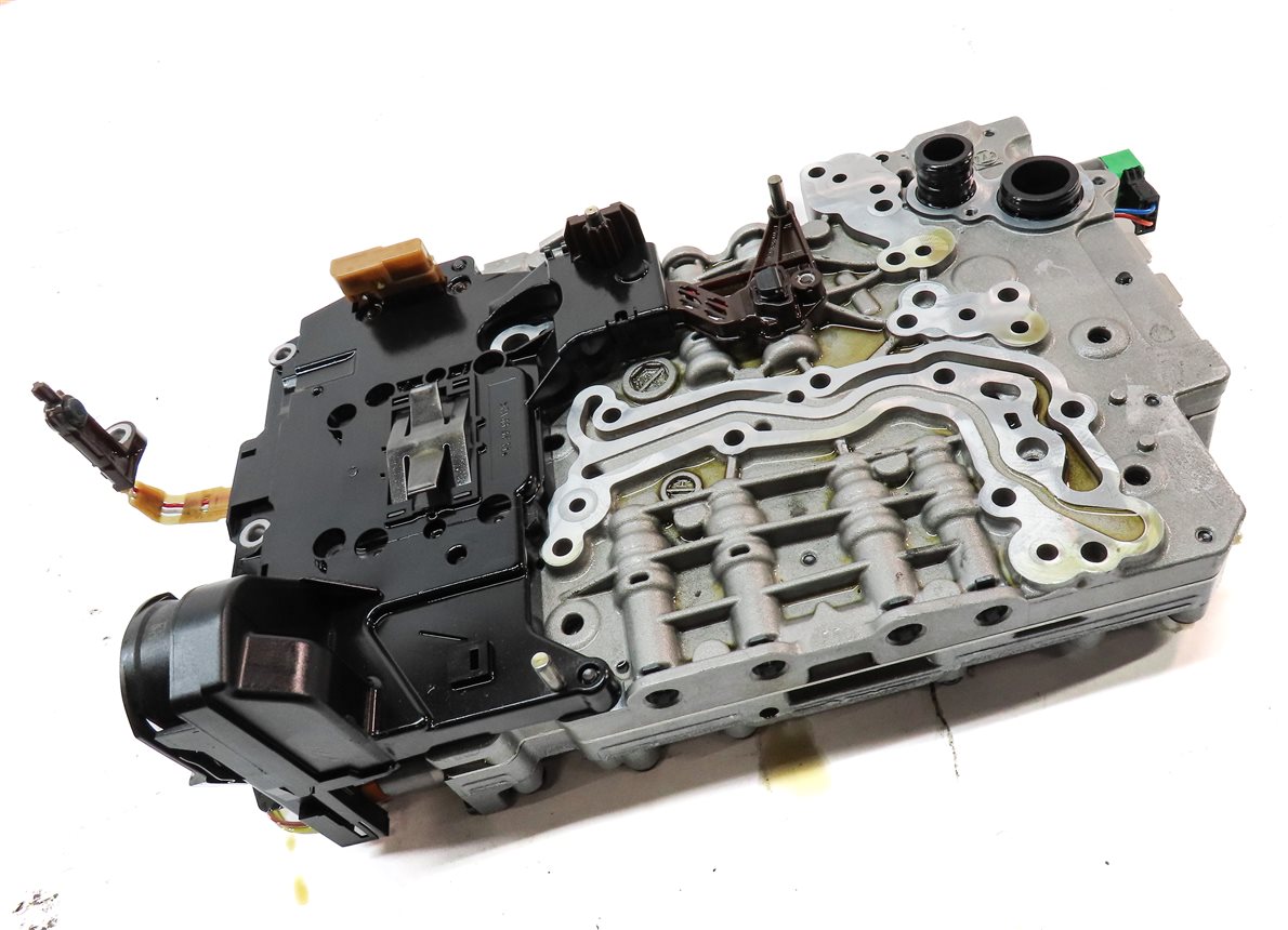 Thumbnail 3: 14 328i 328iGT X3 (F25 F30 F34) 2.0L 8HP45 AUTOMATIC TRANSMISSION VALVE BODY