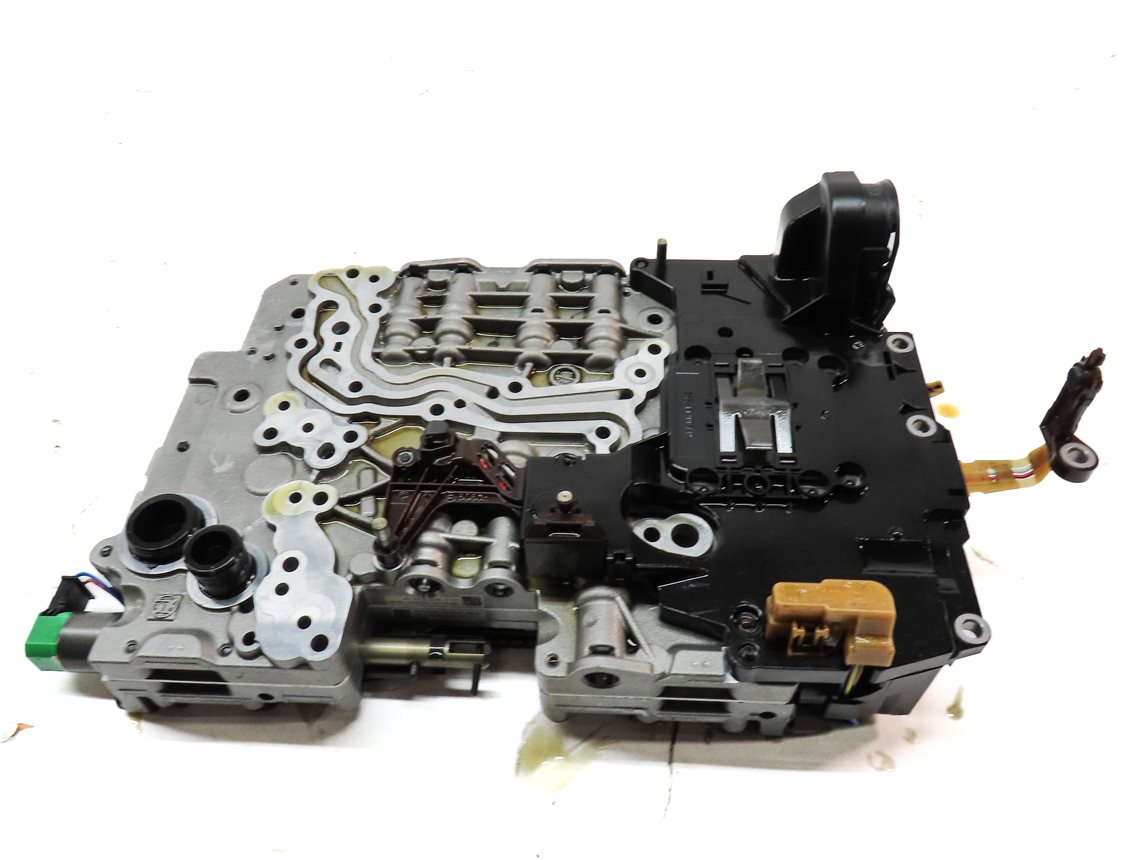 Thumbnail 4: 14 328i 328iGT X3 (F25 F30 F34) 2.0L 8HP45 AUTOMATIC TRANSMISSION VALVE BODY
