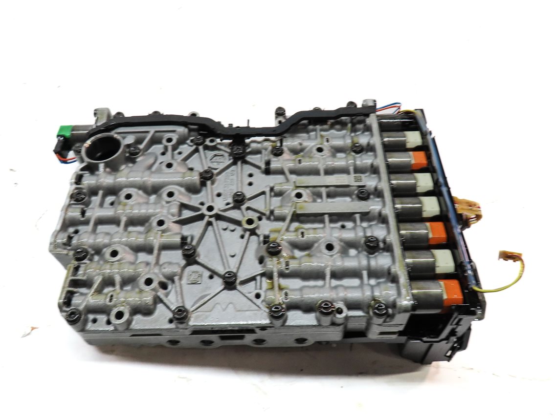 Thumbnail 5: 14 328i 328iGT X3 (F25 F30 F34) 2.0L 8HP45 AUTOMATIC TRANSMISSION VALVE BODY