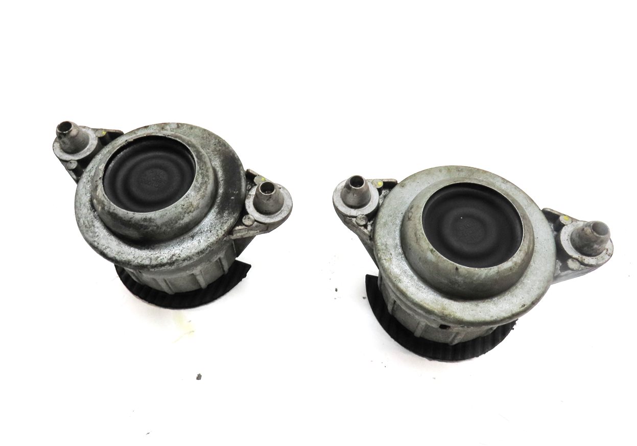 Thumbnail 1: 2014 MERCEDES E350 COUPE (C207) 3.5L M276 ENGINE LEFT & RIGHT MOTOR MOUNT SET