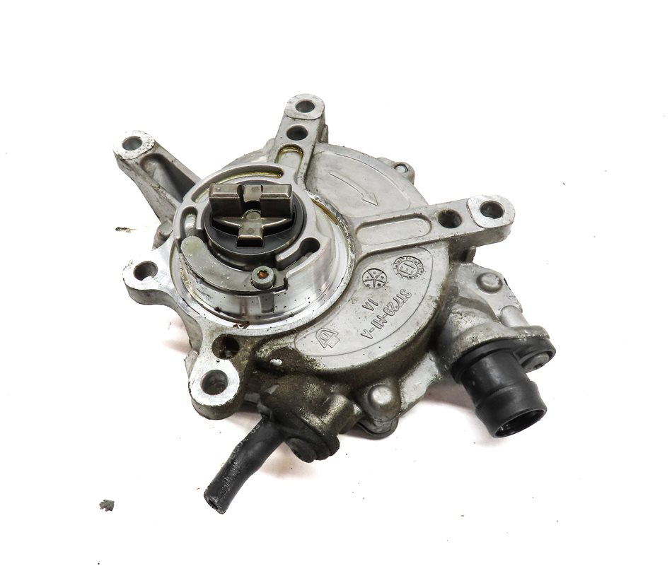 Thumbnail 1: 2012-2020 MERCEDES C E GLC CLS SLK (W204 W212 W213 W218 X253) BRAKE VACUUM PUMP