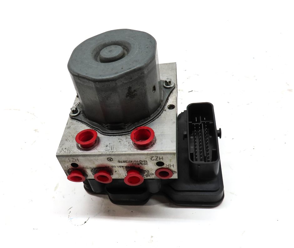 Thumbnail 2: 2014 MERCEDES E250 E300 E350 E550 (A207 C207 W207 W212) BRAKE PUMP w/ MODULE