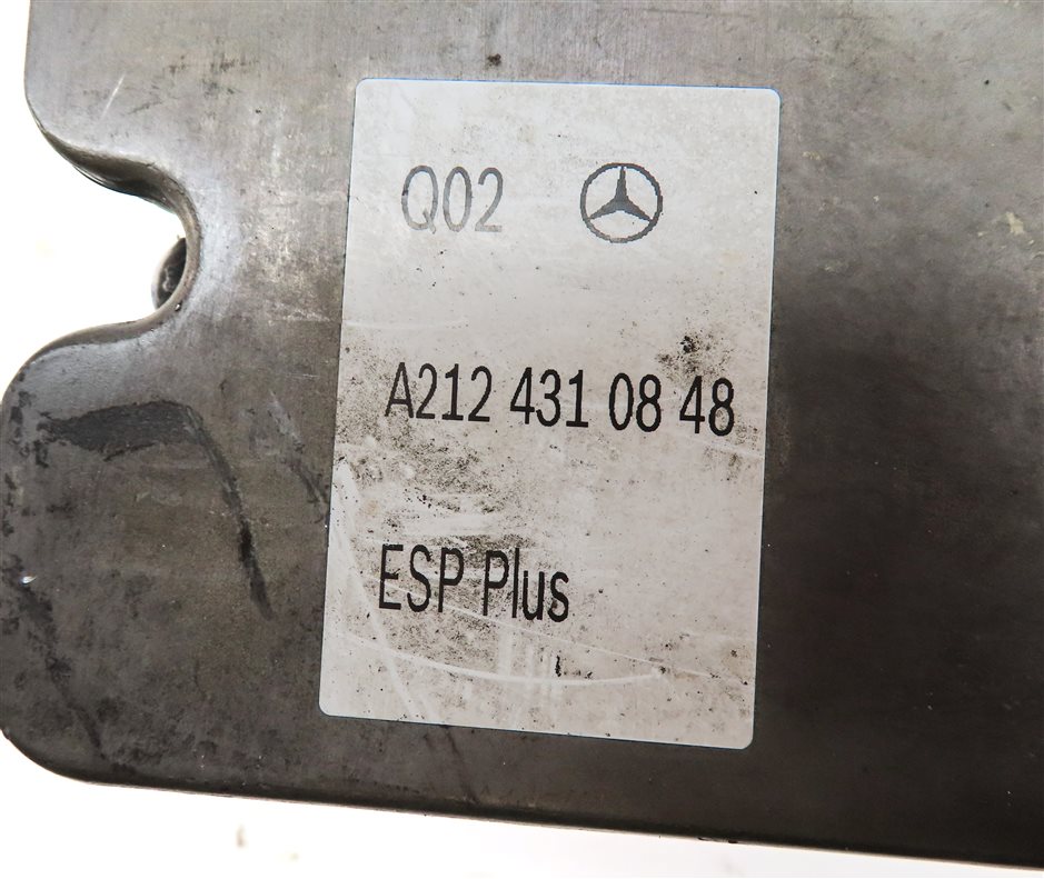 Thumbnail 6: 2014 MERCEDES E250 E300 E350 E550 (A207 C207 W207 W212) BRAKE PUMP w/ MODULE