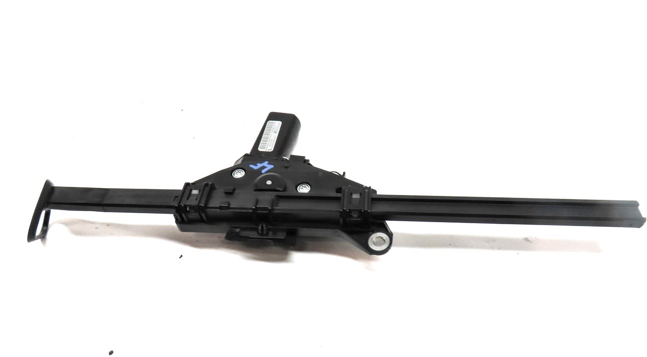 Thumbnail 4: 2014 MERCEDES E350 COUPE (C207) FRONT LEFT DRIVER SEATBELT HANDOVER ARM w/ MOTOR