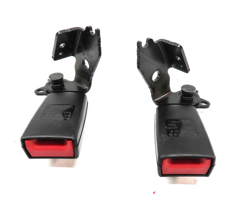 Thumbnail 4: 2014 MERCEDES E350 COUPE (C207) REAR SEAT SEATBELT BUCKLE RECEIVER SET-2