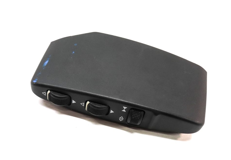 Thumbnail 3: 2014 MERCEDES E350 COUPE (C207) RIGHT PASSENGER SEAT LUMBAR CONTROL SWITCH KNOB