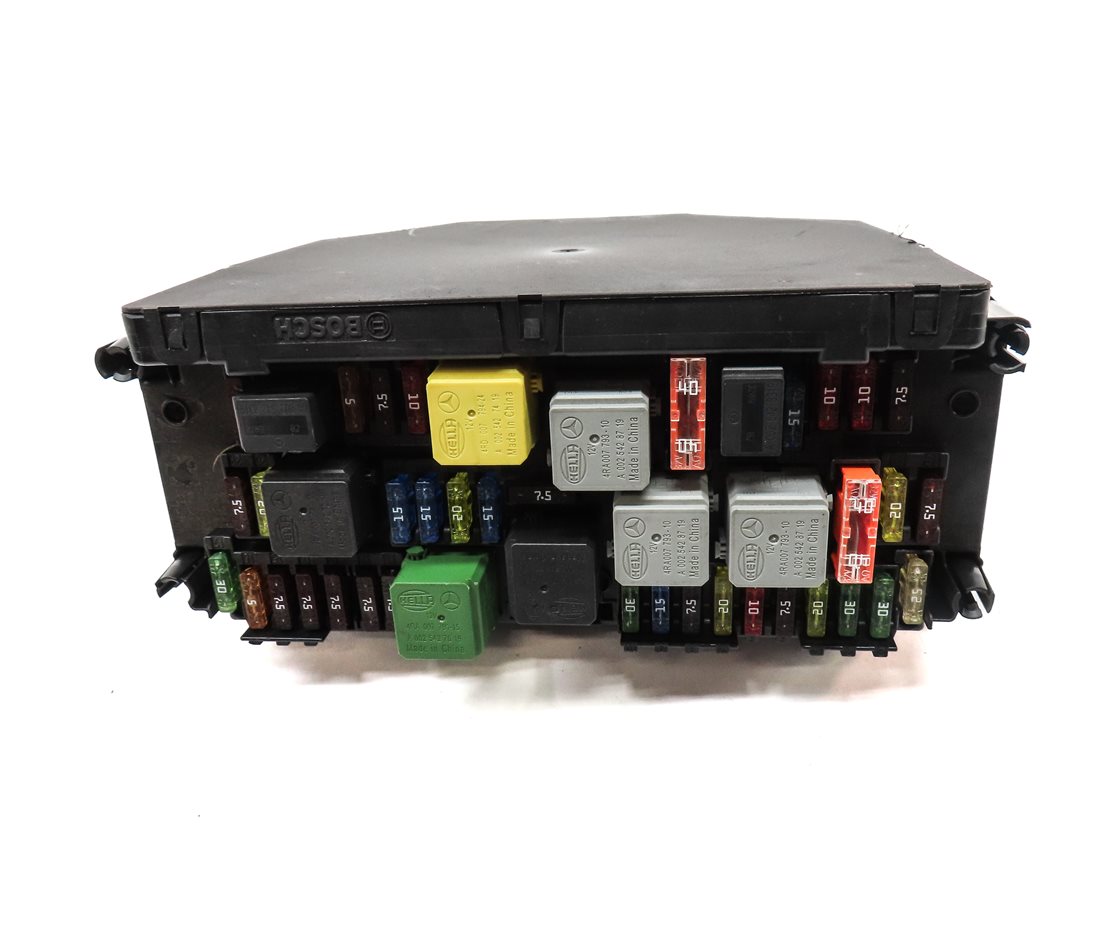 Thumbnail 2: 2014 MERCEDES E350 COUPE (C207) FRONT SIGNAL ACQUISITION ACTIVATION SAM MODULE
