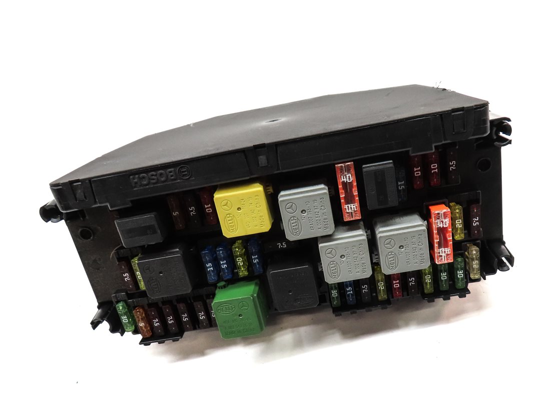 Thumbnail 3: 2014 MERCEDES E350 COUPE (C207) FRONT SIGNAL ACQUISITION ACTIVATION SAM MODULE