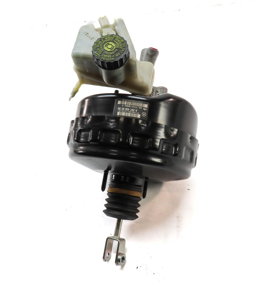 Thumbnail 2: 2014 MERCEDES E350 COUPE (C207) POWER BRAKE BOOSTER w/ MASTER CYLINDER RESERVOIR