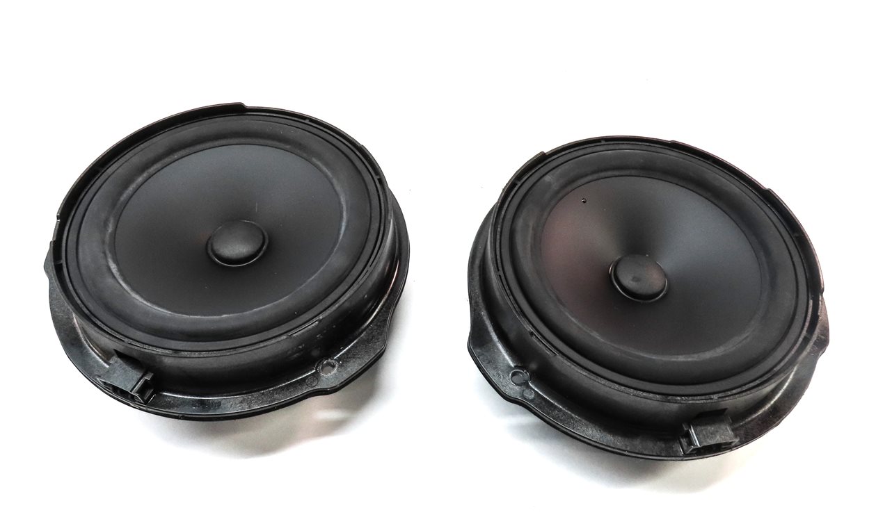 Thumbnail 7: 2014 MERCEDES E350 COUPE (C207) HARMAN LOGIC-7 AUDIO SUB SUBWOOFER SPEAKER SET