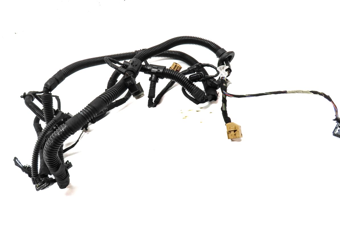 Thumbnail 3: 2018 AUDI Q3 8U REAR PARK ASSIST PDC SENSOR SET4 (White) w/ WIRE WIRING HARNESS