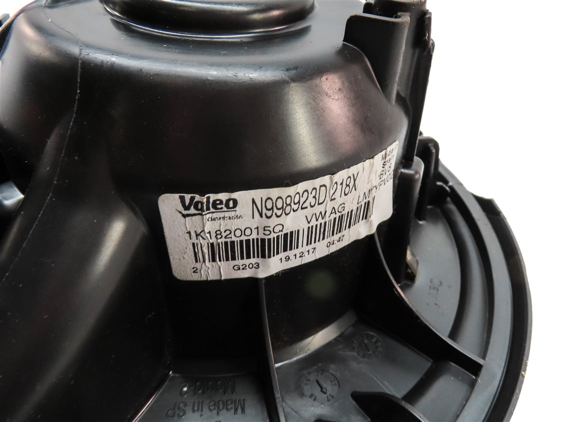 Thumbnail 6: 2015-2018 VW CC EOS TIGUAN / AUDI Q3 (8U) FRONT HEATER A/C BLOWER FAN MOTOR