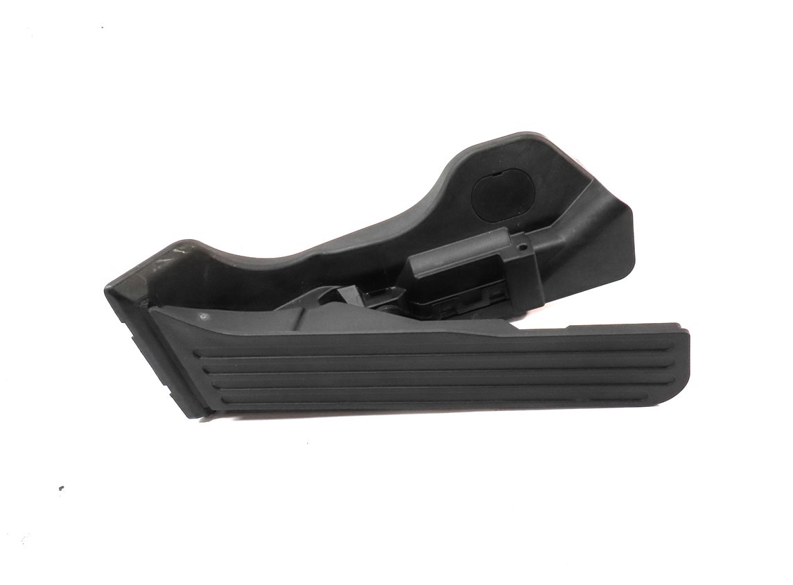 Thumbnail 2: 2018 AUDI Q3 (8U) FRONT LEFT ACCELERATOR GAS PEDAL