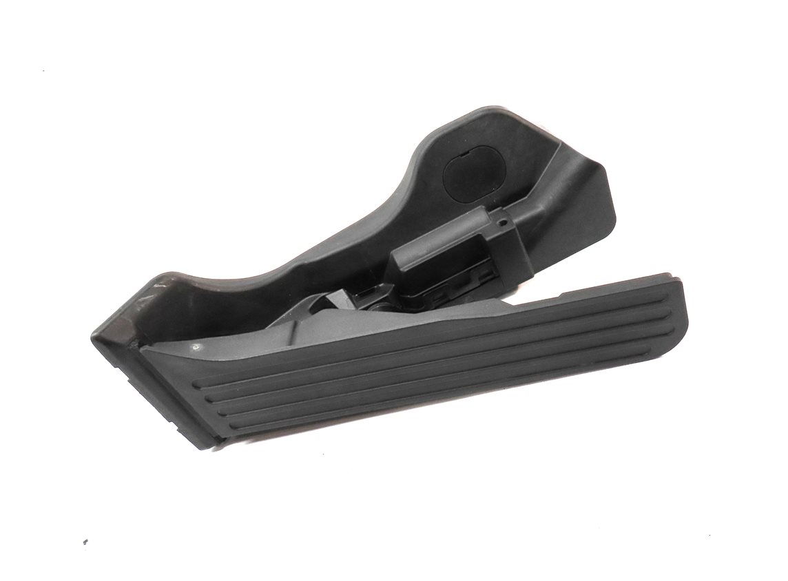 Thumbnail 3: 2018 AUDI Q3 (8U) FRONT LEFT ACCELERATOR GAS PEDAL