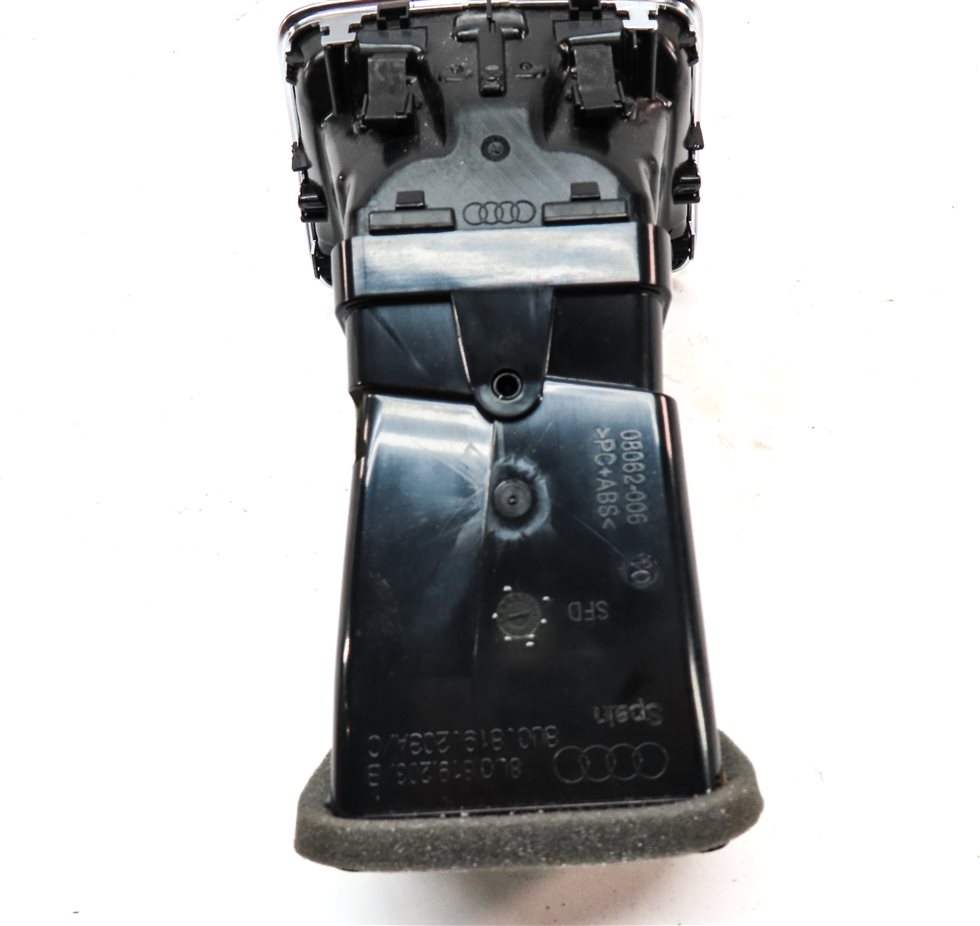 Thumbnail 5: 2018 AUDI Q3 (8U) REAR CENTER CONSOLE HVAC A/C HEATER AIR VENT (BLACK)