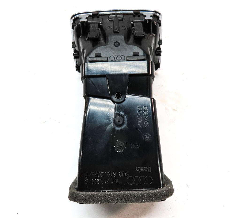 Thumbnail 6: 2018 AUDI Q3 (8U) REAR CENTER CONSOLE HVAC A/C HEATER AIR VENT (BLACK)