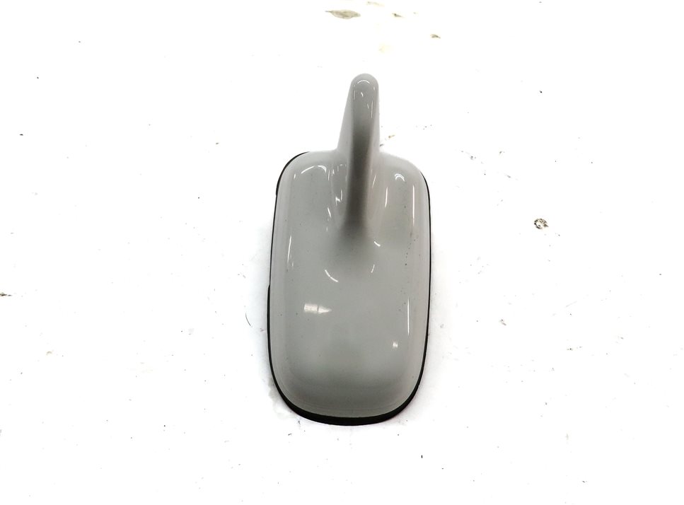 Thumbnail 2: 18-23 AUDI Q3 TT 8U MK2 RADIO STEREO ROOF SHARK FIN ANTENNA (White)
