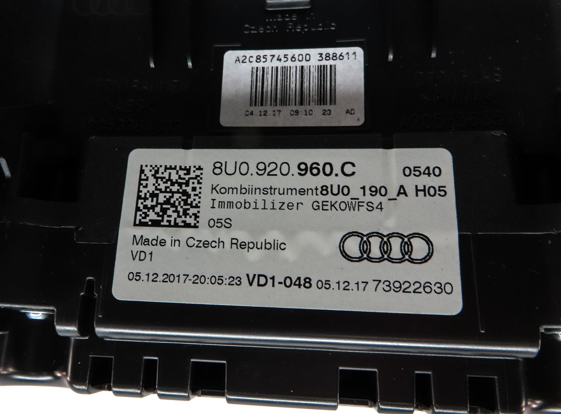 Thumbnail 22: 18 AUDI Q3 8U 2.0L TURBO CCTA SPEEDOMETER ECU IMMOBILIZER MODULE KEY SET (57k)